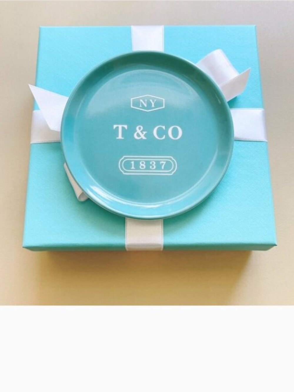 New Tiffany & Co. Trinket Dish Tray Blue Logo 1837 NY Round Porcelain Numbered